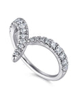 Diamond V-Shaped Bypass Ring